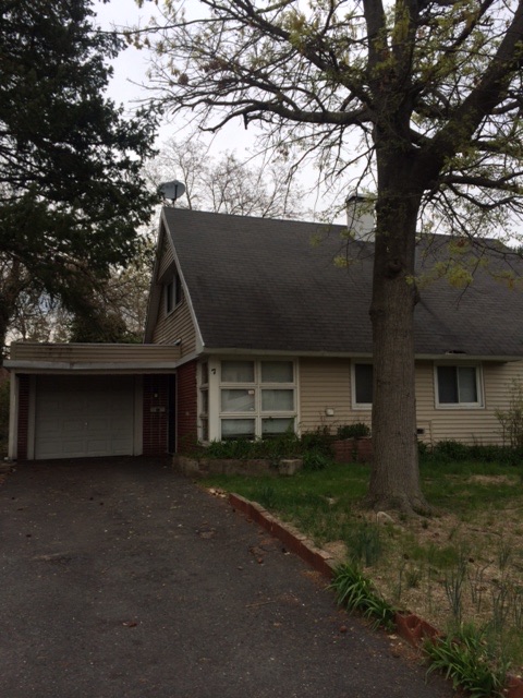 7 Sherwood Ln