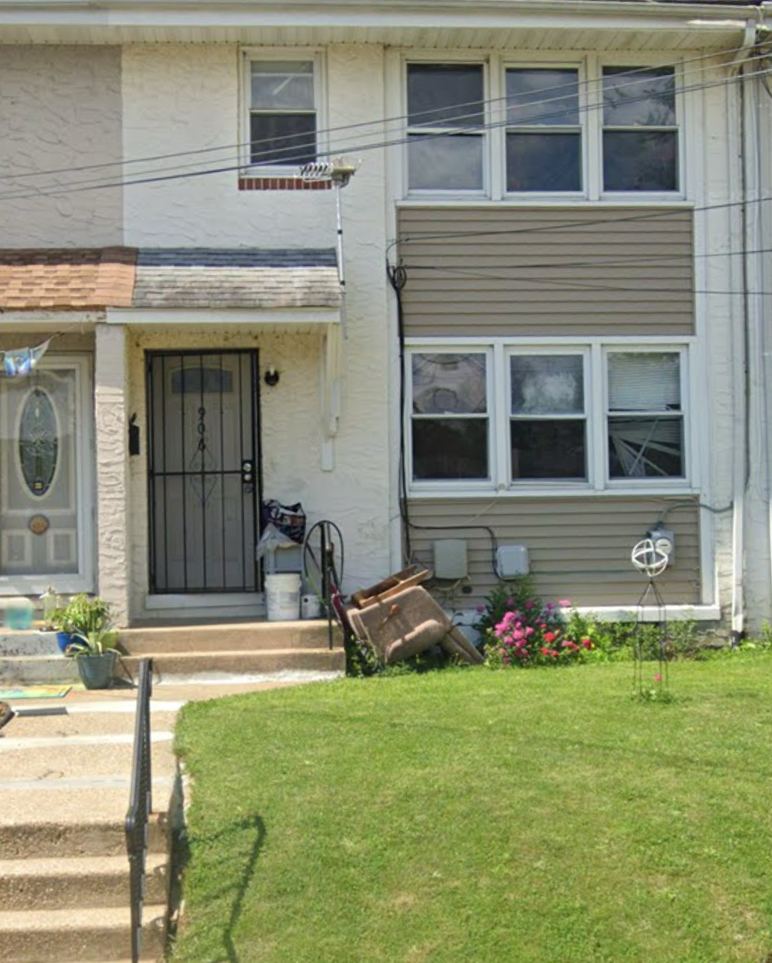 906 Alcyon Dr